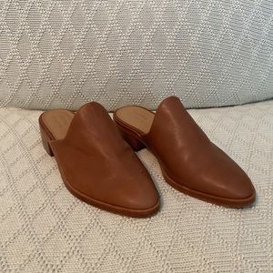 SOLUDOS Venetian Mules